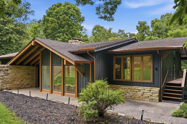W3552 Wildwood DRIVE, Lake Geneva, WI 53147