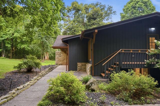 W3552 Wildwood DRIVE, Lake Geneva, WI 53147