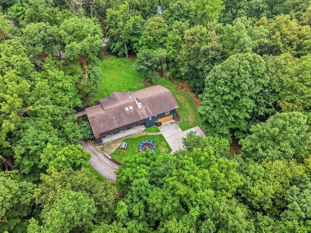 W3552 Wildwood DRIVE, Lake Geneva, WI 53147