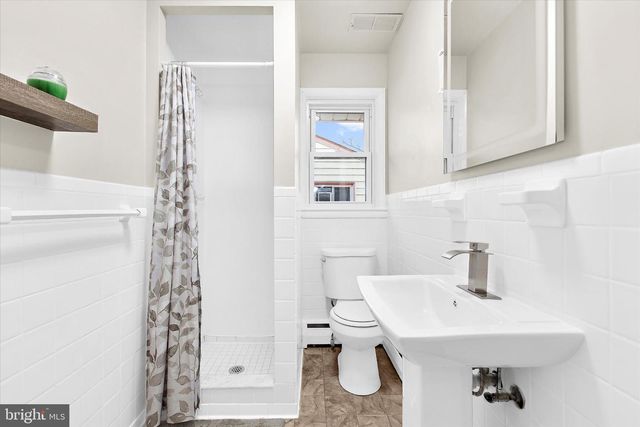 8421 SPRING RD, Pasadena, MD 21122