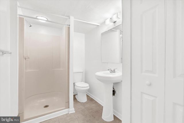 8421 SPRING RD, Pasadena, MD 21122