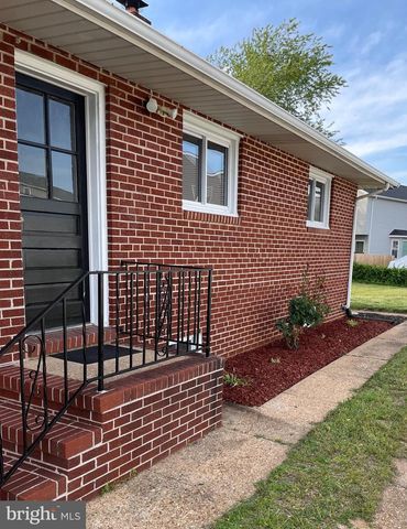 8421 SPRING RD, Pasadena, MD 21122