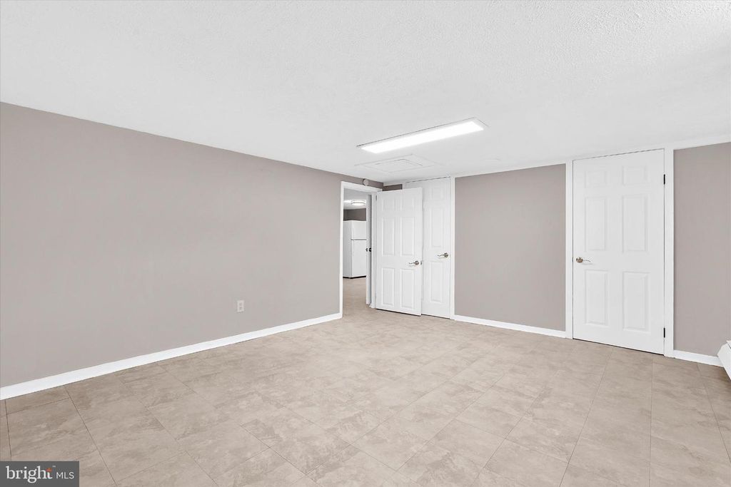 Image 21 of property listing at 8421 SPRING RD, Pasadena, MD 21122