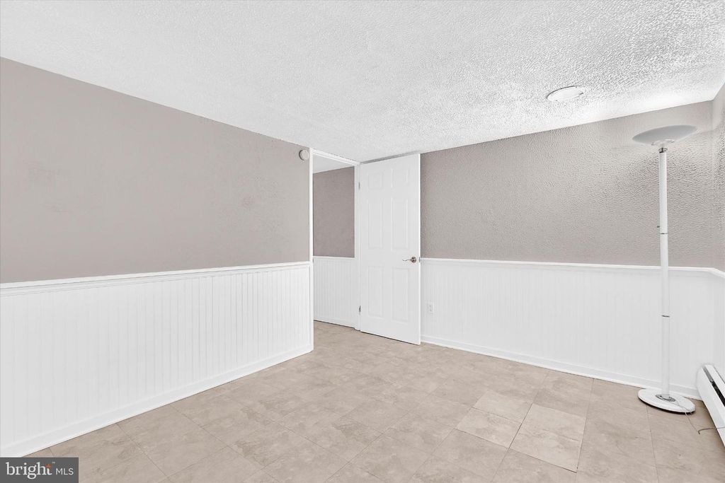 Image 22 of property listing at 8421 SPRING RD, Pasadena, MD 21122