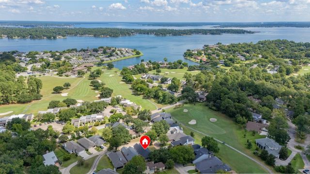 101 Fairway View Court, Montgomery, TX 77356