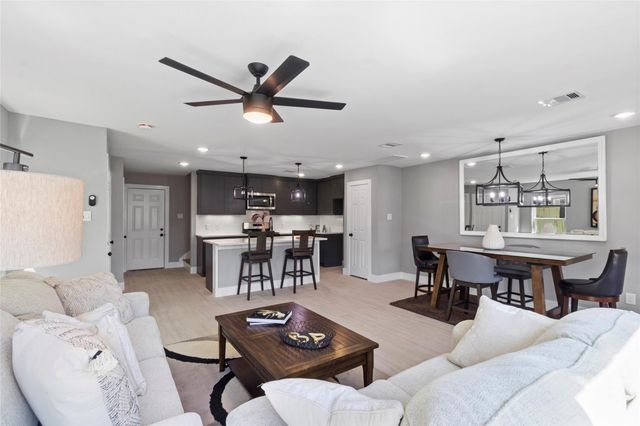 9934 Lanewell Street, Houston, TX 77029