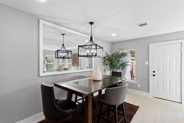 9934 Lanewell Street, Houston, TX 77029