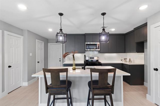 9934 Lanewell Street, Houston, TX 77029
