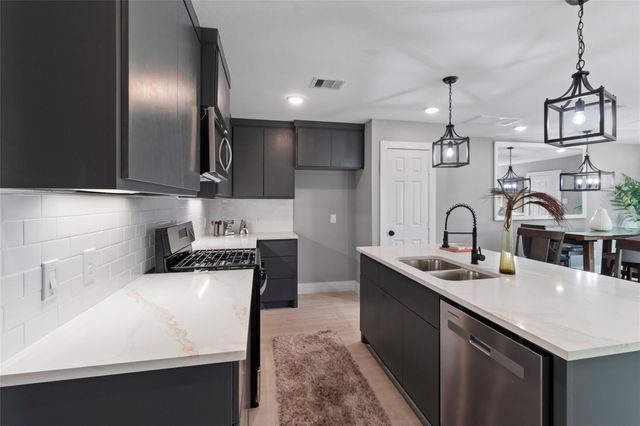 9934 Lanewell Street, Houston, TX 77029