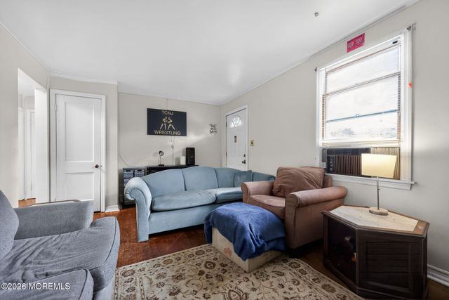 438 Ewingville Road, Ewing, NJ 08638