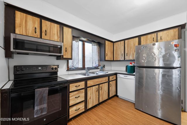 438 Ewingville Road, Ewing, NJ 08638