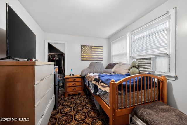 438 Ewingville Road, Ewing, NJ 08638