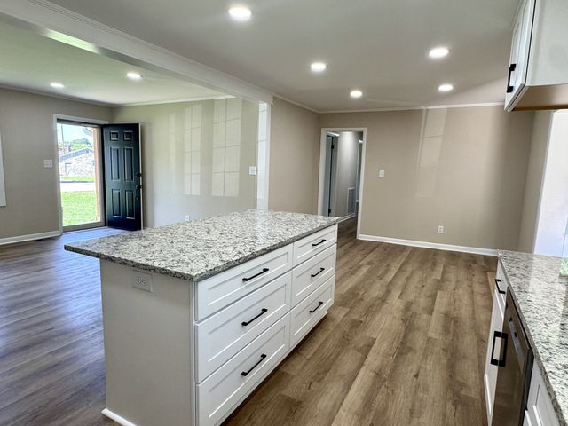 801 Bagley Dr, Fayetteville, TN 37334