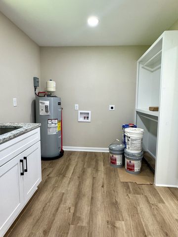 801 Bagley Dr, Fayetteville, TN 37334