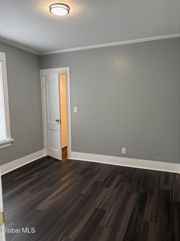 844 Harrison Avenue, Schenectady, NY 12306