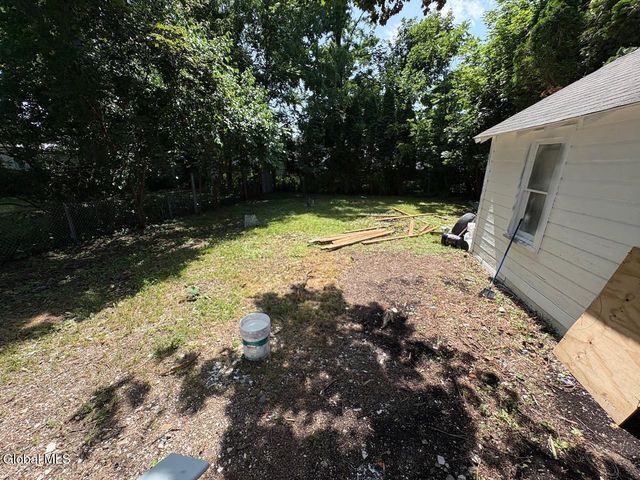 844 Harrison Avenue, Schenectady, NY 12306