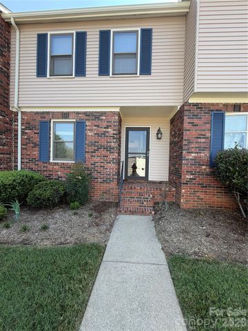 2705 N Center Street 46, Hickory, NC 28601