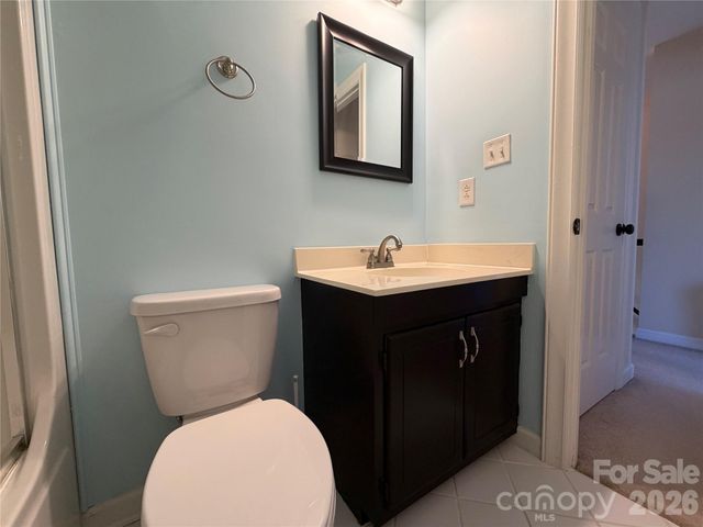 2705 N Center Street 46, Hickory, NC 28601