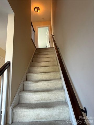 2705 N Center Street 46, Hickory, NC 28601