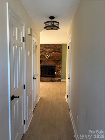 2705 N Center Street 46, Hickory, NC 28601