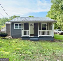 911 Henderson Ext, Athens, GA 30606