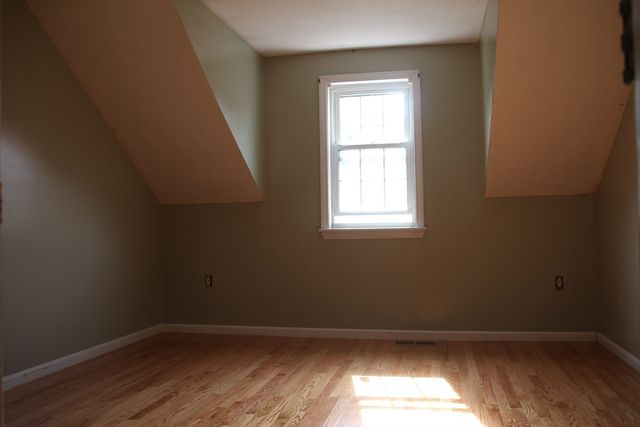 45 Kennedy Dr 45, Chelmsford, MA 01863