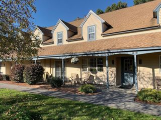 45 Kennedy Dr 45, Chelmsford, MA 01863