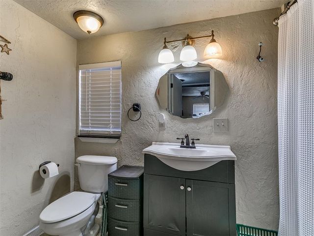 3848 NW 32nd Street, Newcastle, OK 73065