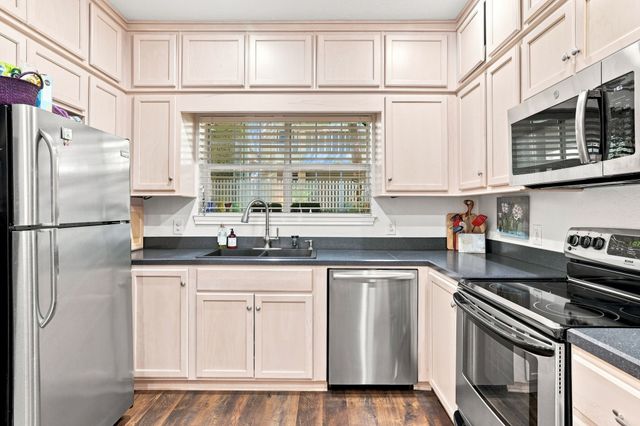 5310 Keller Springs Road 512, Dallas, TX 75248