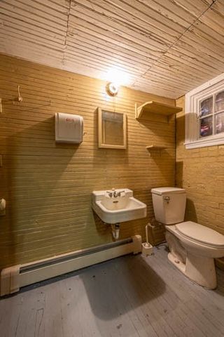 316 Shaw Ave, Mckeesport, PA 15132