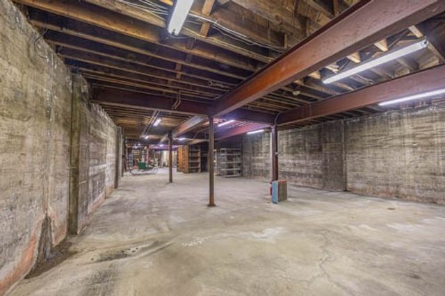 316 Shaw Ave, Mckeesport, PA 15132