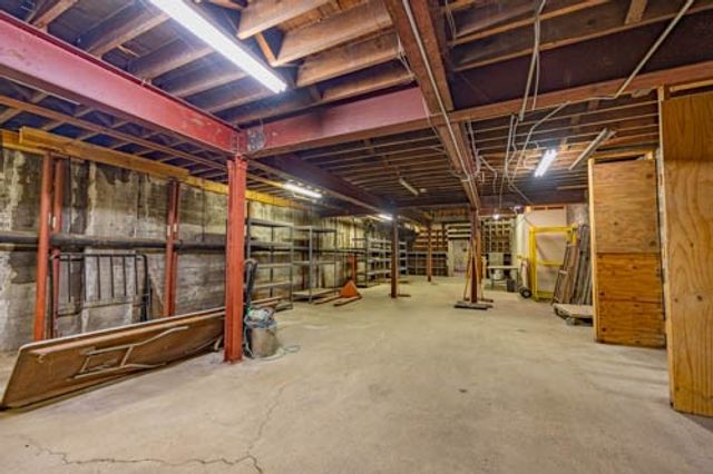 316 Shaw Ave, Mckeesport, PA 15132