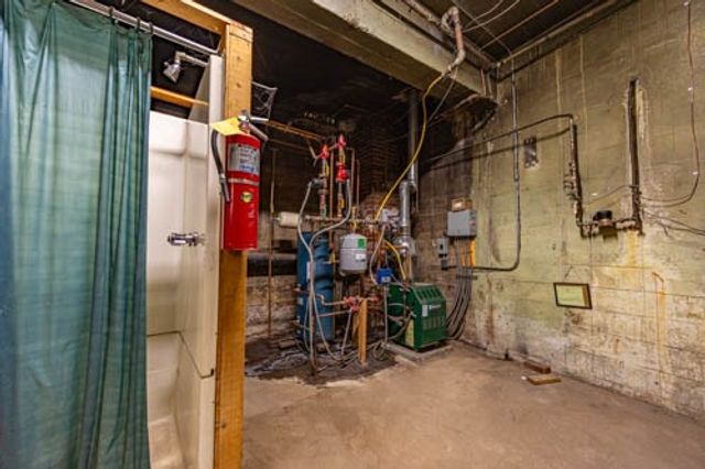 316 Shaw Ave, Mckeesport, PA 15132