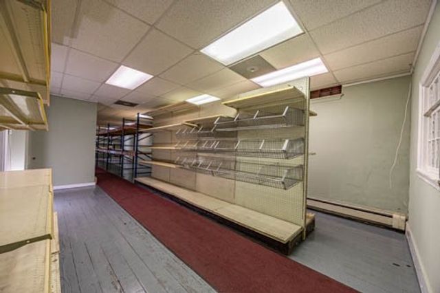 316 Shaw Ave, Mckeesport, PA 15132