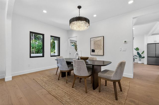 159 17TH AVENUE N, St Petersburg, FL 33704