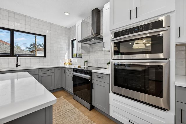 159 17TH AVENUE N, St Petersburg, FL 33704