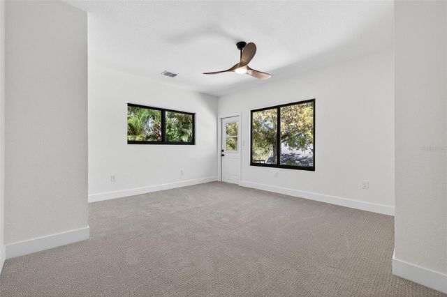 159 17TH AVENUE N, St Petersburg, FL 33704