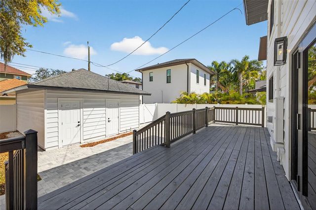 159 17TH AVENUE N, St Petersburg, FL 33704