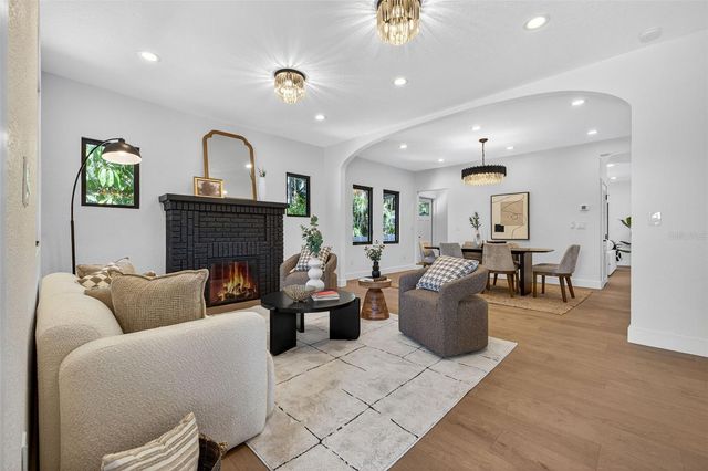 159 17TH AVENUE N, St Petersburg, FL 33704