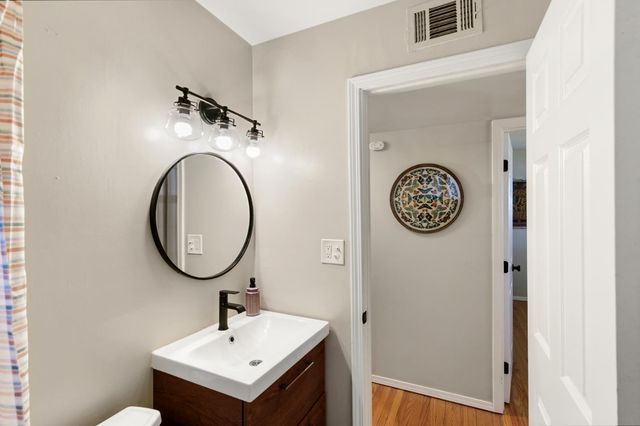 4537 Brent Ct, Sacramento, CA 95820