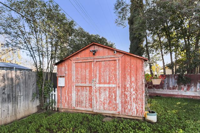 4537 Brent Ct, Sacramento, CA 95820