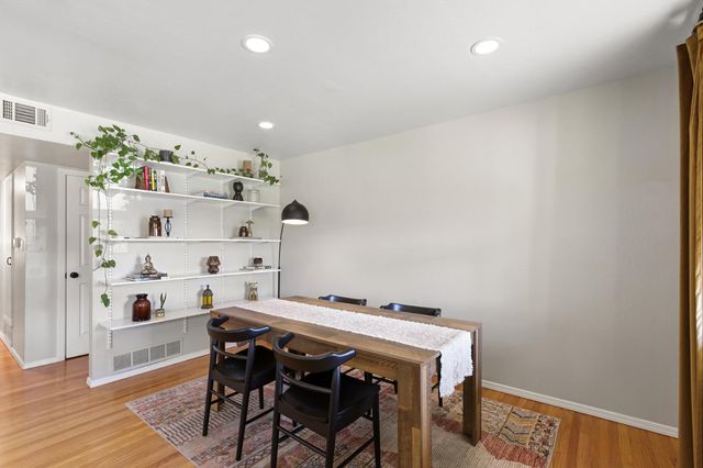 4537 Brent Ct, Sacramento, CA 95820