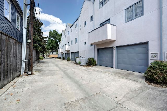 1377 Arlington Street 1377, Houston, TX 77008