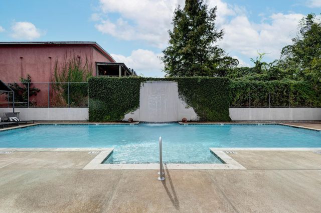 1377 Arlington Street 1377, Houston, TX 77008