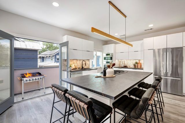 1377 Arlington Street 1377, Houston, TX 77008