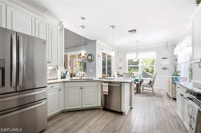 7862 Founders LN, Naples, FL 34104