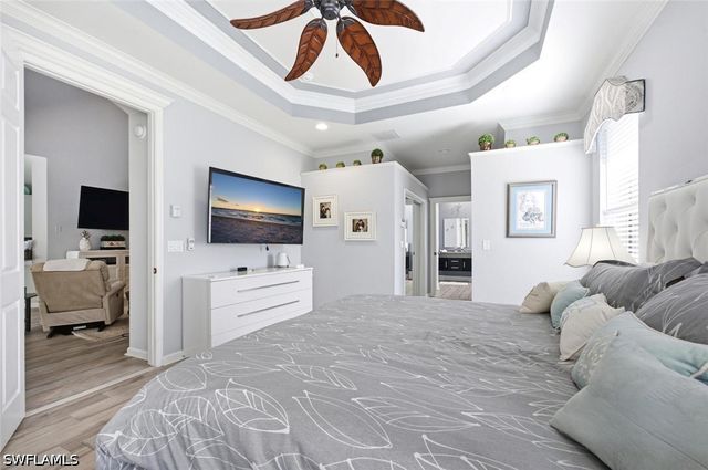 7862 Founders LN, Naples, FL 34104