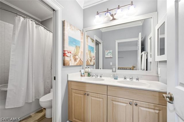 7862 Founders LN, Naples, FL 34104