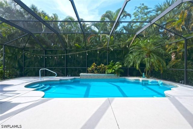 7862 Founders LN, Naples, FL 34104