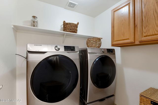 10500 N Starsearcher Place, Oro Valley, AZ 85737